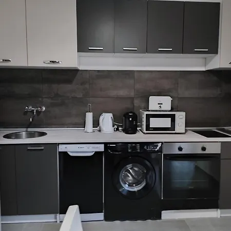 Tina Apartman